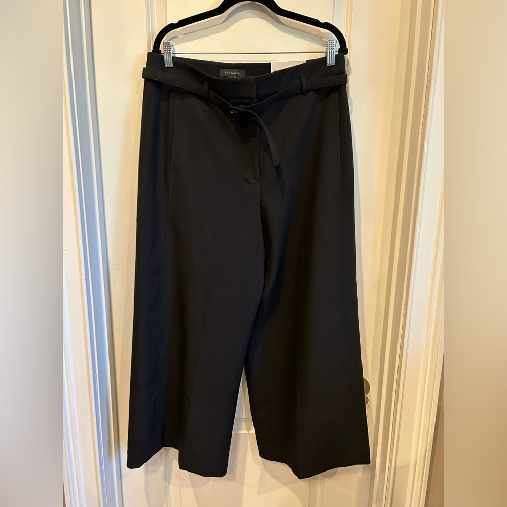 Ann Taylor Womens Black Belted Marina Wide Leg Ankle Pants Size 12 NWT